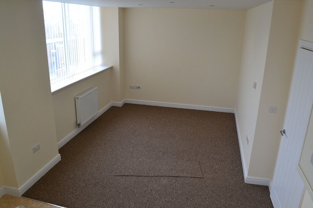 Property photo 3 of 5 Lounge