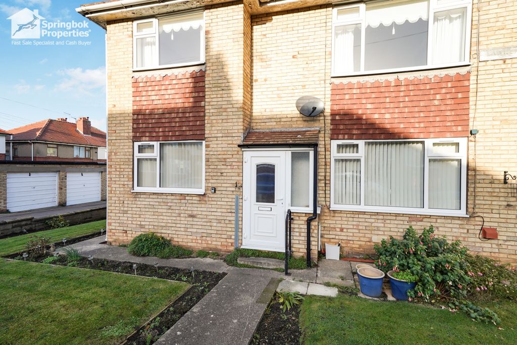 Property photo 1 of 11 Front View