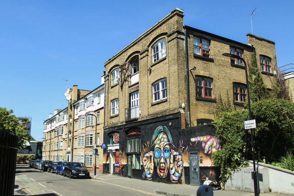 Property photo 1 of 9 External.Jpg