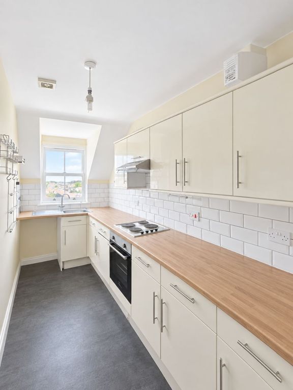 Property photo 2 of 3
