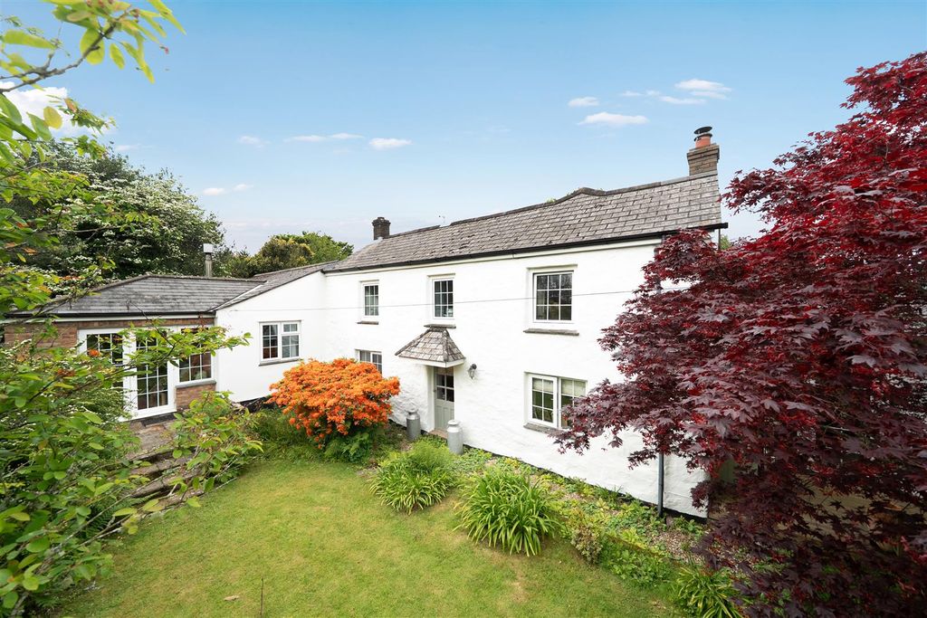Property photo 3 of 41 1458482-11-6A0Ddfe5F0087-Arw-1.Jpg