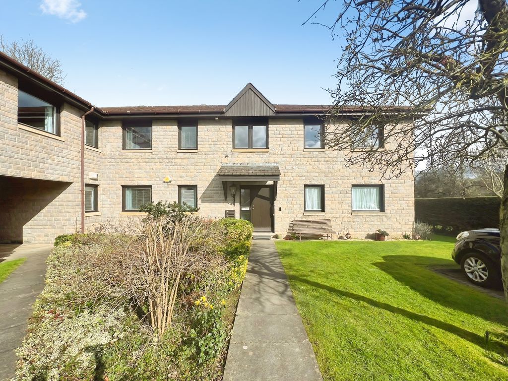 Property photo 1 of 15 Photo 8