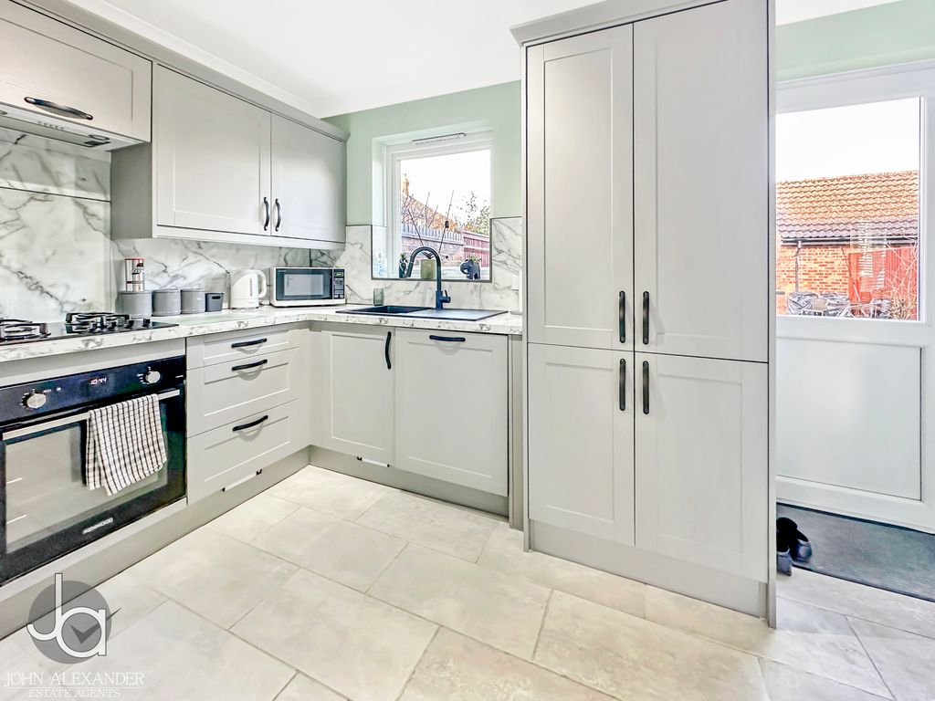 Property photo 3 of 15 20260131_104610905_0.5