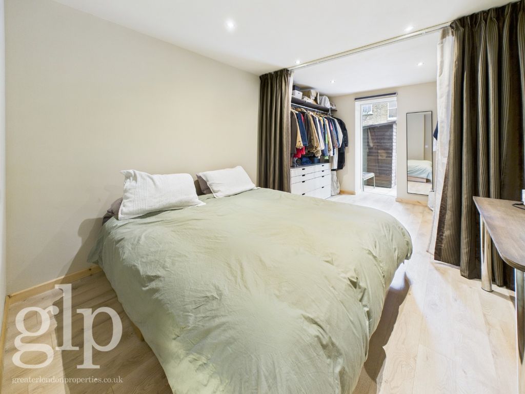 Property photo 3 of 10 4267514