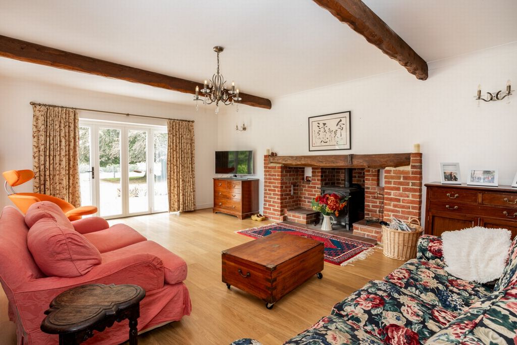 Property photo 3 of 42 Sitting Room