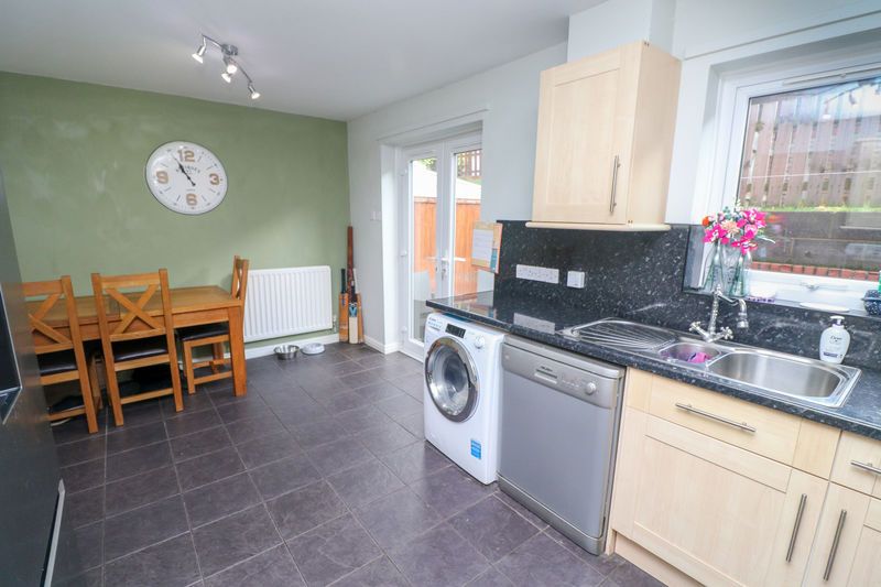 Property photo 3 of 15 Kitchen/Diner