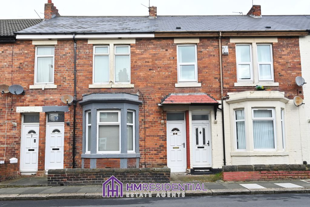 Property photo 1 of 8 3 Bedroom First Floor Flat Available On Durham Street, Wallsend Newcastle Upon Tyne, Ne28 7Rz, Available From 26/02/2026 £800.00Pcm
