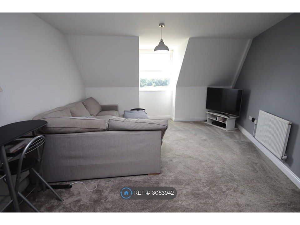 Property photo 2 of 7 Living Room