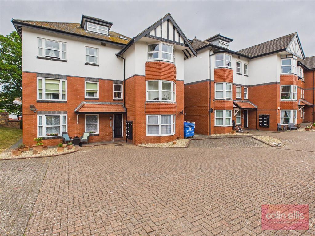 Property photo 1 of 19 Cam05075G0-Pr0395-Still026.Jpg