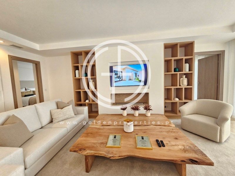 Property photo 1 of 34