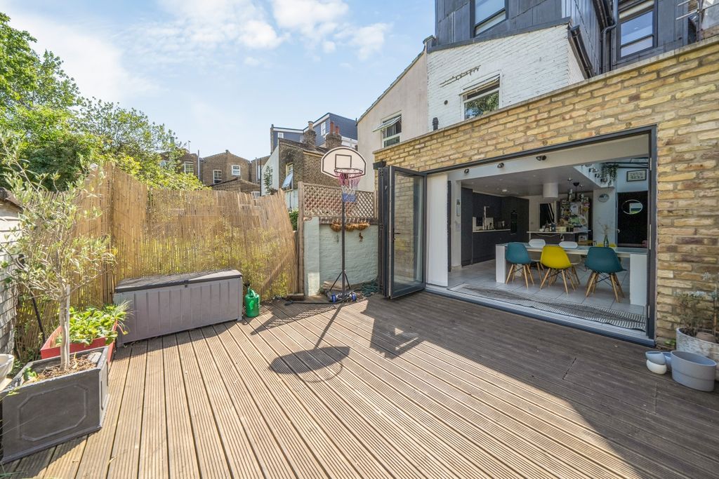 Property photo 2 of 19 1487403 (14)