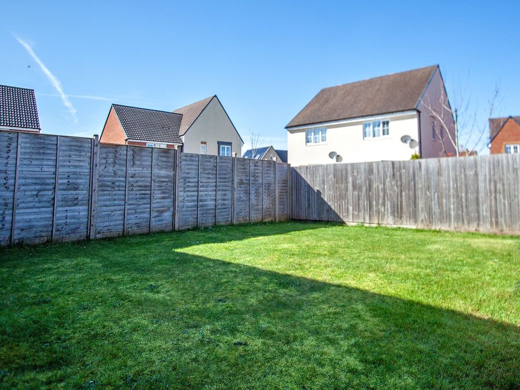 Property photo 2 of 11