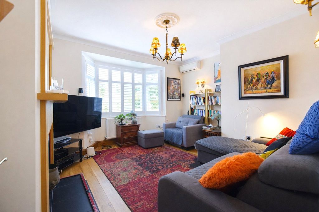 Property photo 3 of 14 Picture No. 09