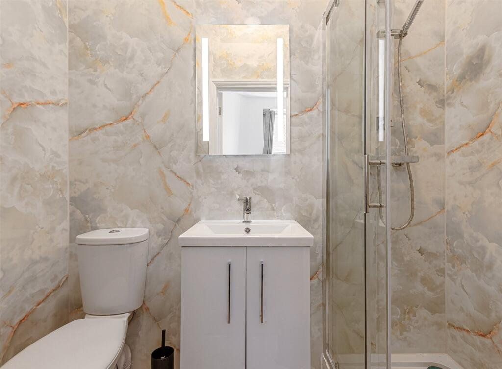 Property photo 3 of 3