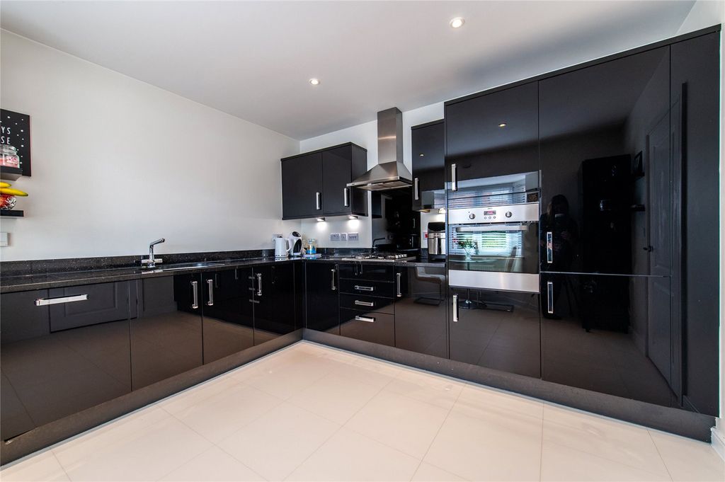 Property photo 1 of 15 Picture No. 07