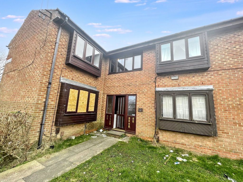 Property photo 1 of 6