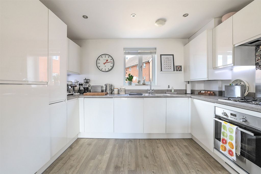Property photo 2 of 13 Picture No. 06
