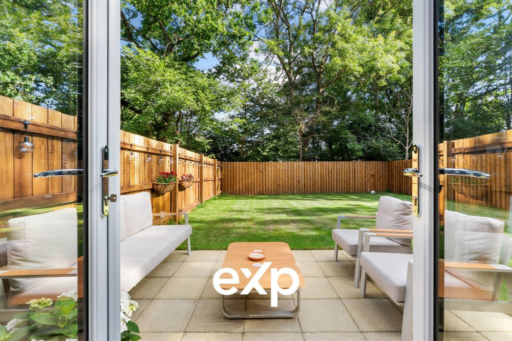 Property photo 3 of 31
