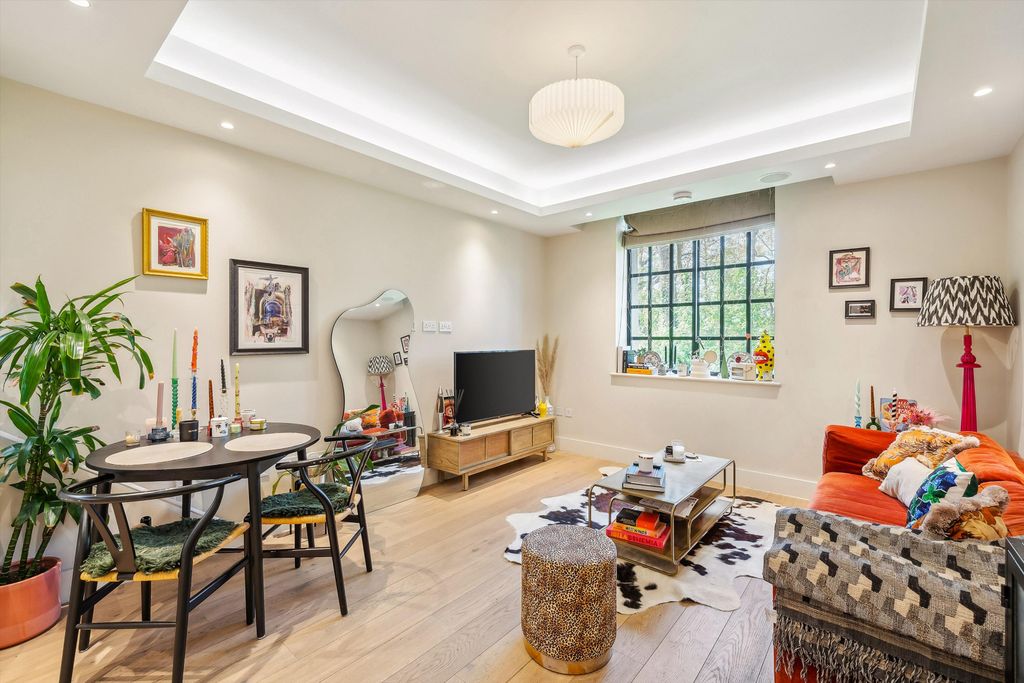 Property photo 3 of 14 Image