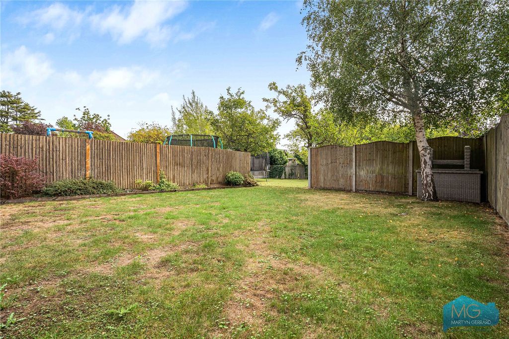 Property photo 2 of 38 Picture No. 16