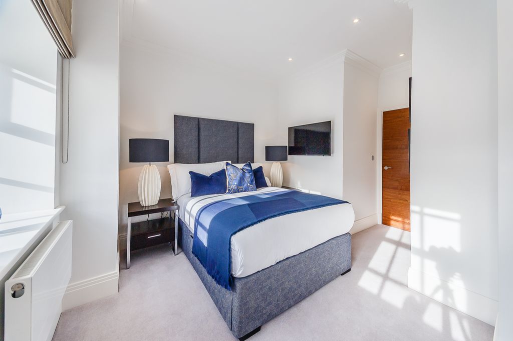 Property photo 2 of 19 Gallery