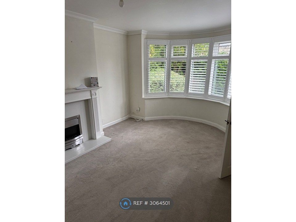 Property photo 2 of 15 Living Room