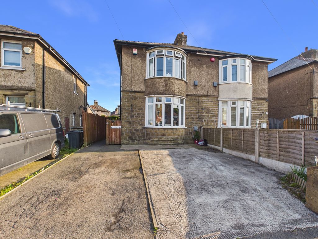 Property photo 1 of 14 Cam02637G0-Pr0034-Still020