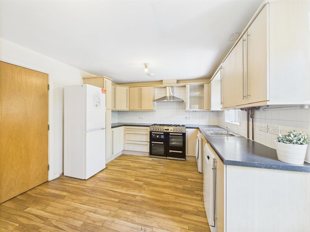 Property photo 1 of 10 Cam04063G0-Pr0099-Still001.Jpg