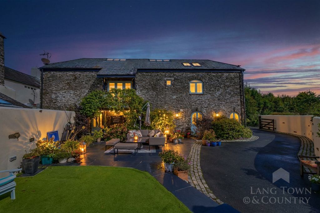 Property photo 1 of 27