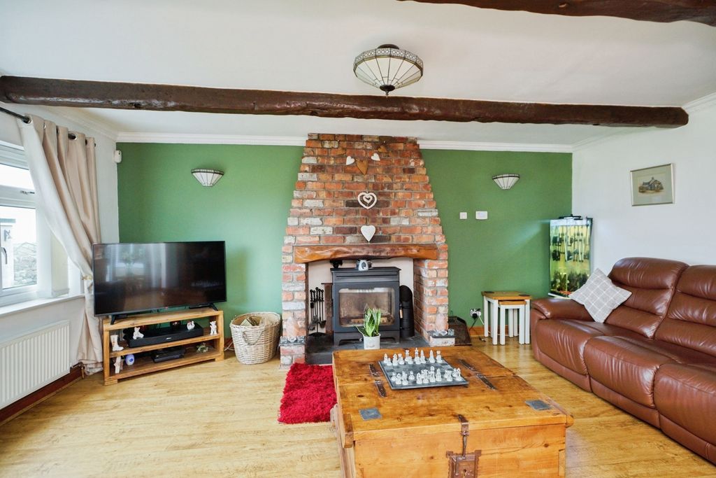 Property photo 2 of 20 Pbox-Img.Jpg