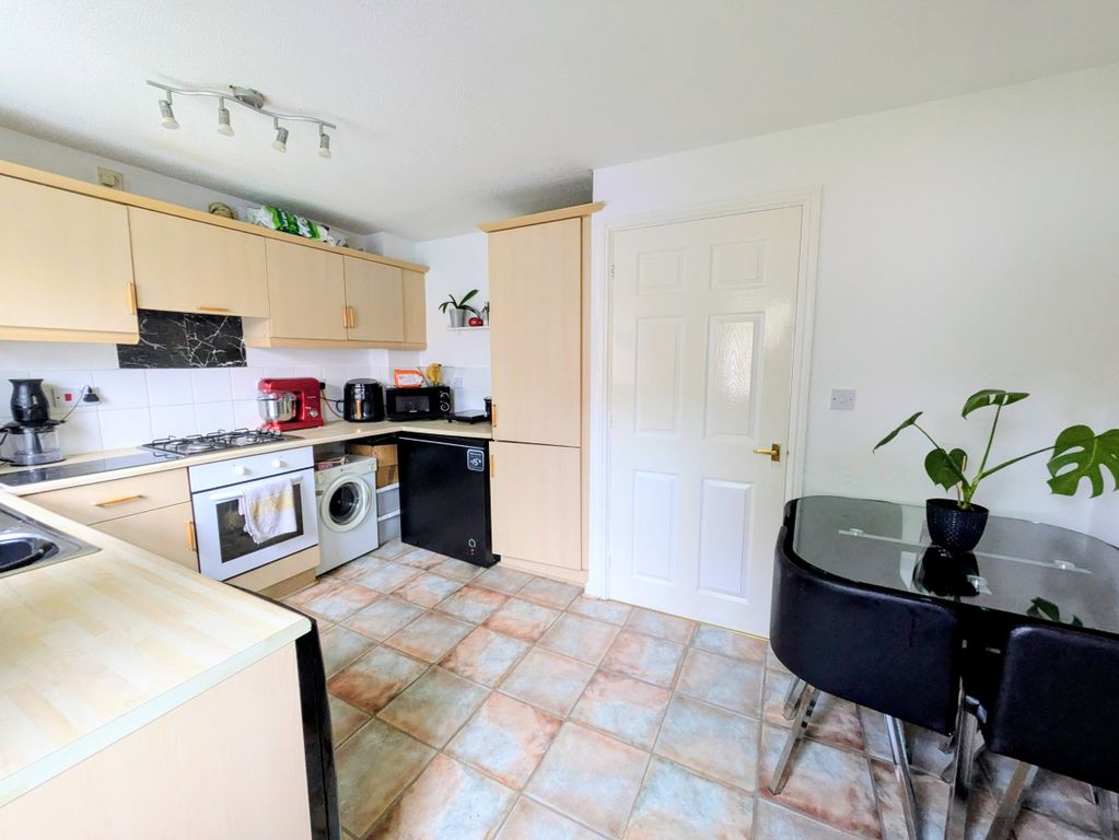 Property photo 3 of 20 1000026369