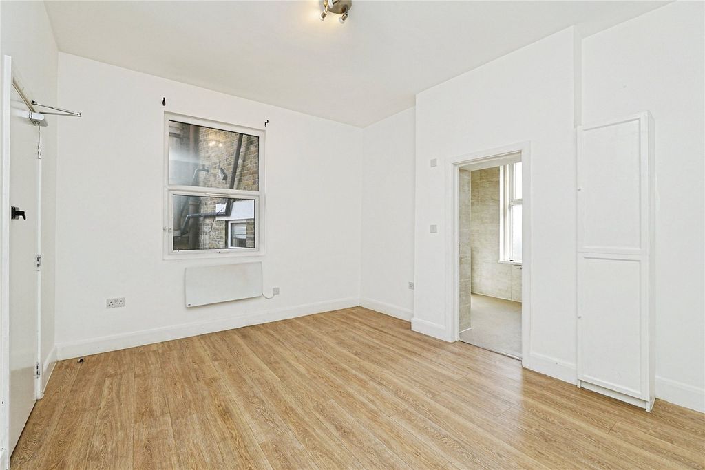 Property photo 1 of 7 Picture No. 01