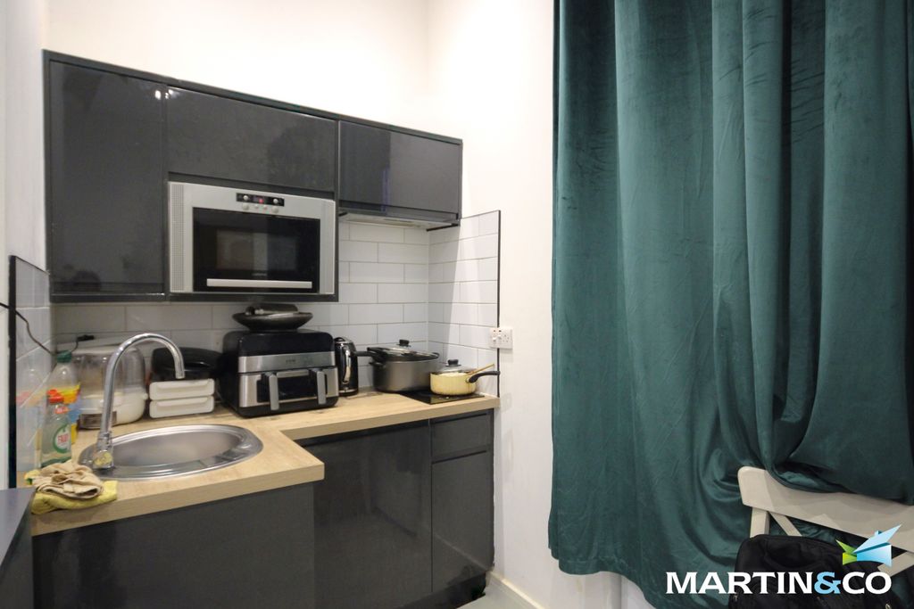 Property photo 3 of 5 Picture1