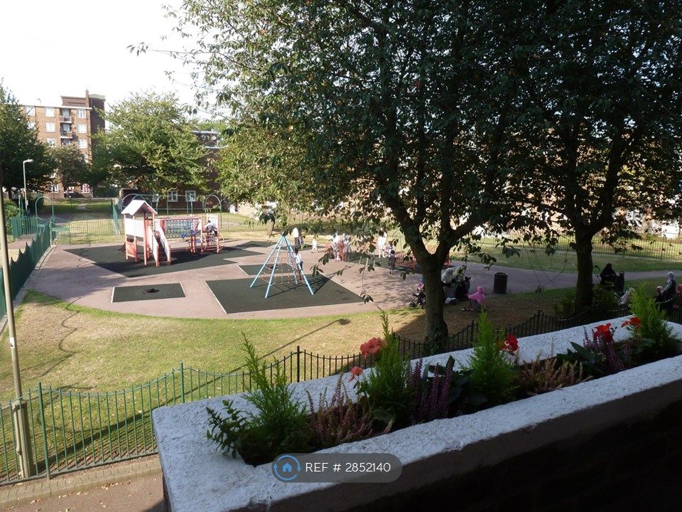 Property photo 3 of 10