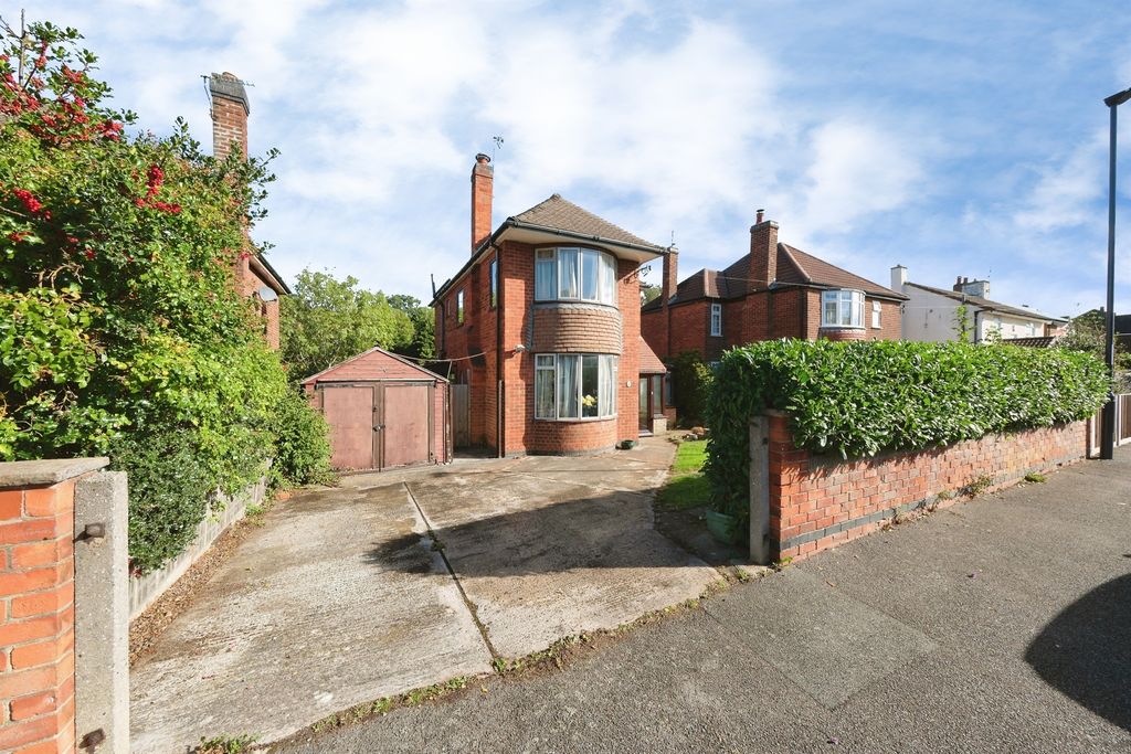 Property photo 1 of 20