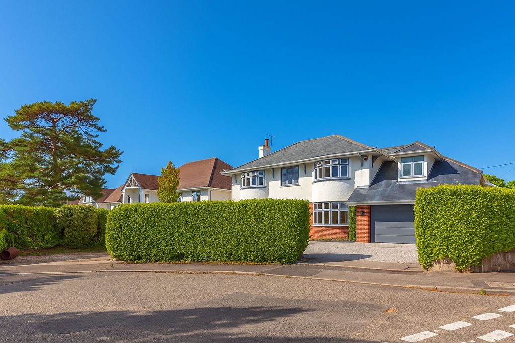Property photo 1 of 34