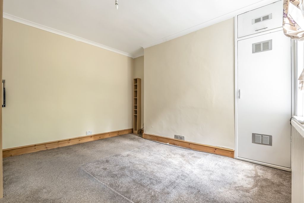 Property photo 3 of 7 602053 (4)c