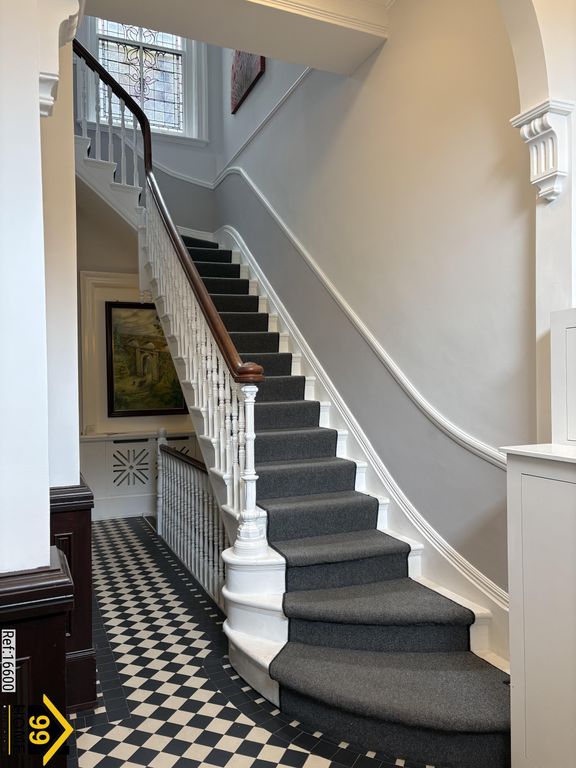 Property photo 3 of 19 Photo 2