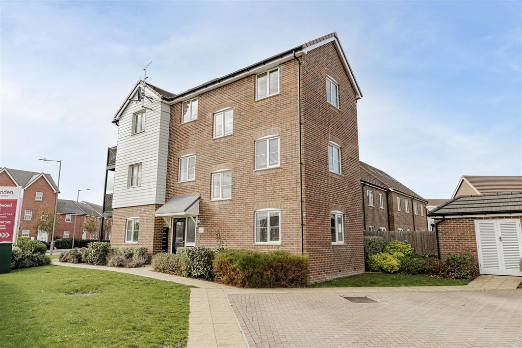 Property photo 1 of 17 L J Imaging-16.Jpg