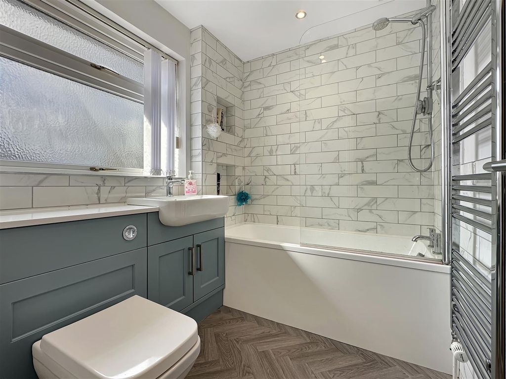 Property photo 2 of 13 Img (9).Jpg