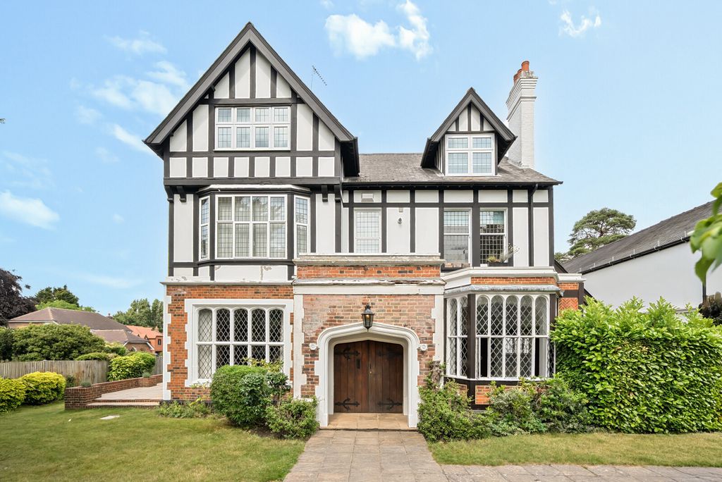 Property photo 3 of 14 1305730-28-684306...