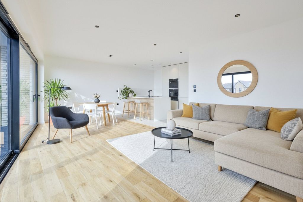 Property photo 1 of 28 Picture No. 38