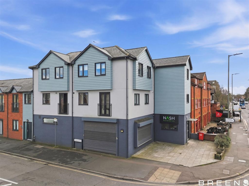 Property photo 1 of 16 Dji_20260311124717_0009_d.Jpg