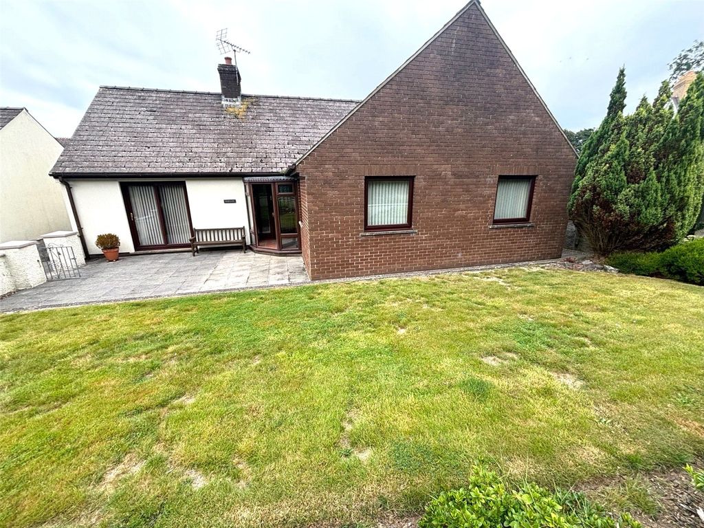Property photo 2 of 27 Picture No. 02