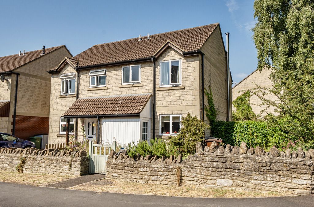 Property photo 1 of 20 1493666-2-6A58Aaf...
