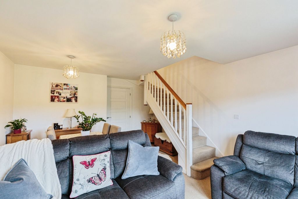 Property photo 2 of 9 Pbox-Img.Jpg