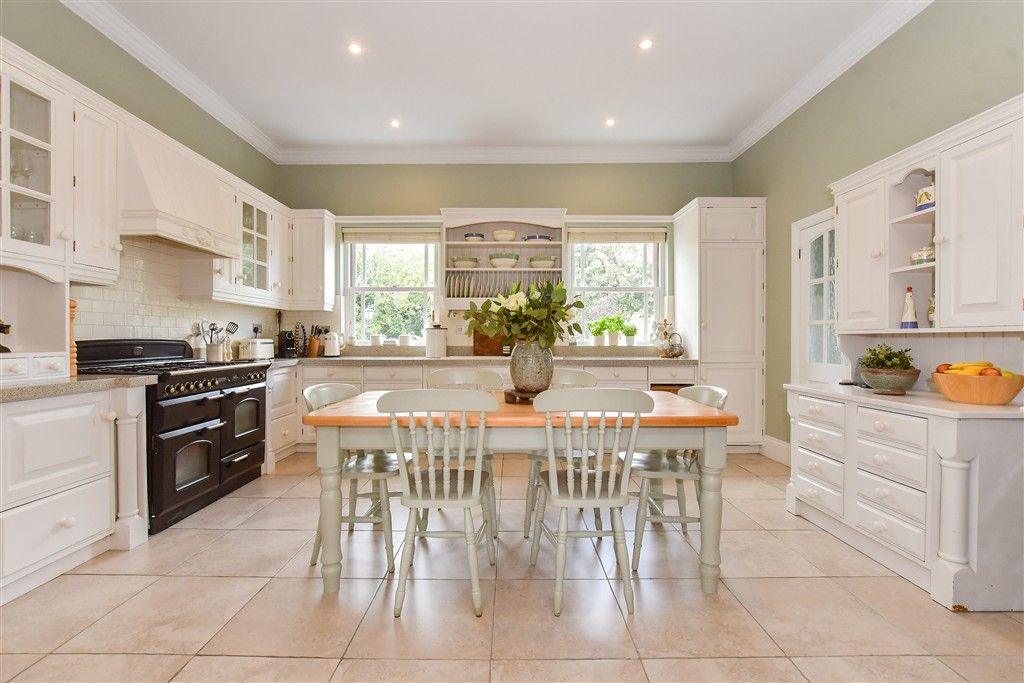 Property photo 2 of 30 Kitchen/ Breakfast Room