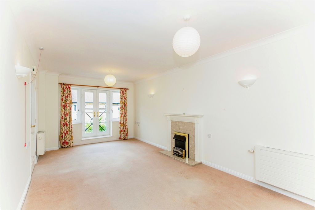 Property photo 3 of 16