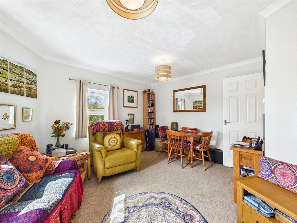 Property photo 3 of 10 Picture No. 07