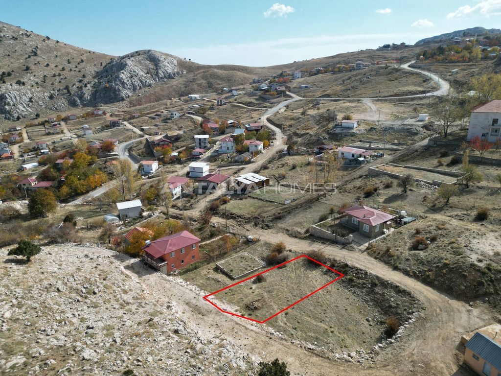 Property photo 1 of 2